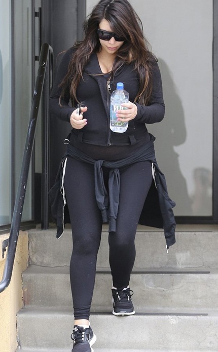 Kim vẫn chăm chỉ đi tập thể dục để gìn giữ dáng vóc trong suốt giai đoạn bầu bí.