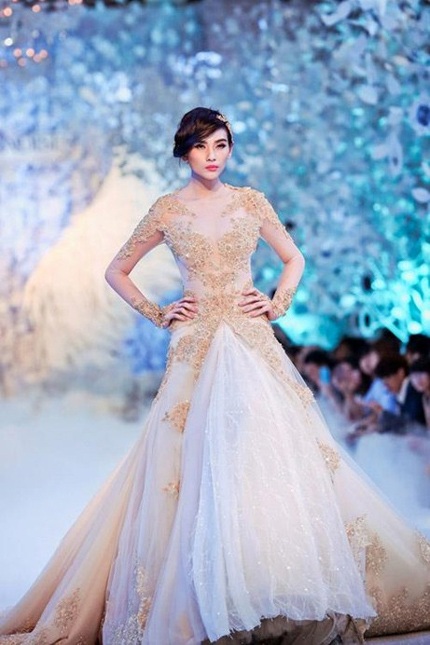 Võ Hoàng Yến phân trần nghi án ốm nhom vì nghiện - 2 Dù thế giới đang chuộng người mẫu gầy nhưng ở trong nước, mẫu nữ không nhất thiết phải như thế?