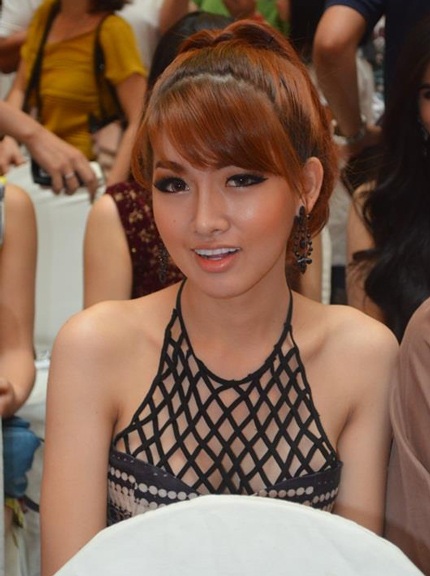 Các thí sinh đều sở hữu gương mặt hoàn hảo và nữ tính.