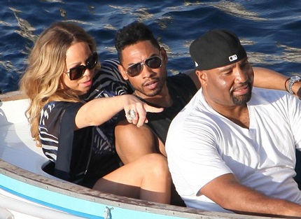 Mariah Carey lại khoe thân trong clip mới