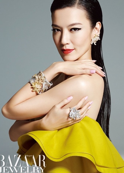 Bà mẹ trẻ Lâm Hy Lôi xinh đẹp ngày trở lại