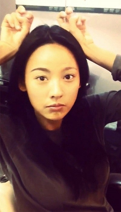 Ngôi sao nổi tiếng xứ kim chi không ngại tạo dáng nghịch ngợm