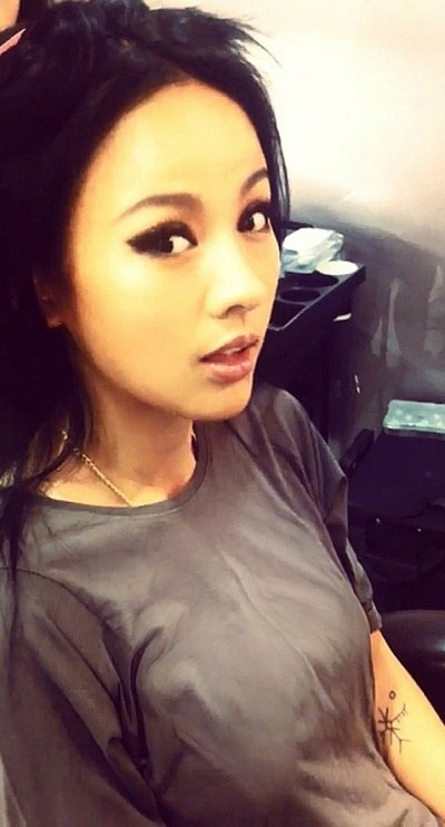 Đôi mắt là nơi được Lee Hyori chú trọng nhất khi trang điểm