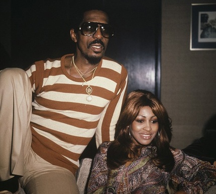 73 tuổi, Tina Turner kết hôn với “phi công trẻ” - 3 Tina Turner và người chồng đầu tiên - Ike