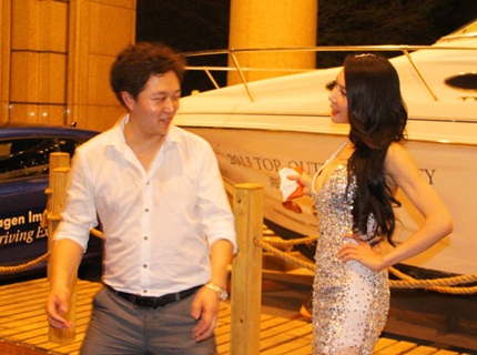 “Tân Phan Kim Liên” Cung Hiểm Phi ngày càng được chú ý