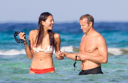 Cựu Hoa hậu Trung Quốc hạnh phúc bên bồ tỉ phú