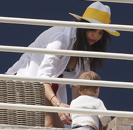 Kourtney và con gái Penelope