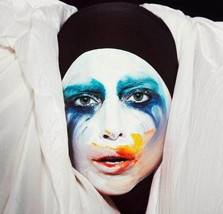 Hình ảnh Lady Gaga trong album sắp phát hành.