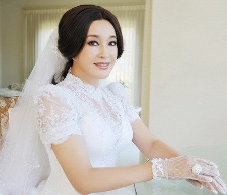 Võ Tắc Thiên Lưu Hiểu Khánh đã có 4 đời chồng nhưng chưa hề làm mẹ.