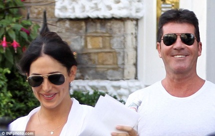 Simon Cowell đưa bạn gái mang bầu ra mắt bạn bè - 13 Cặp tình nhân đang rất hạnh phúc và háo hức chờ đón đứa con đầu lòng