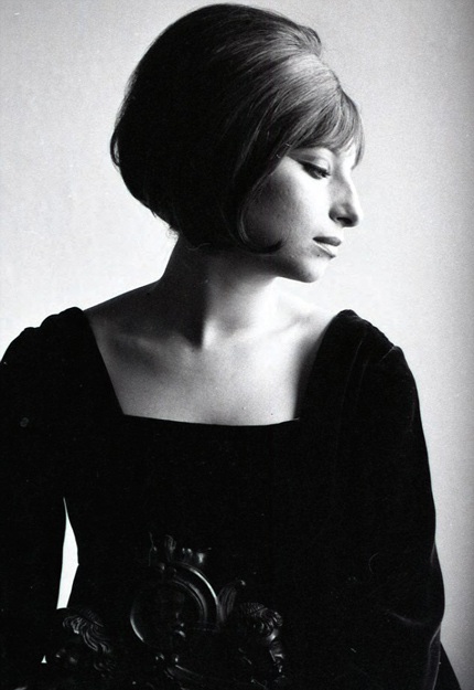 Công bố loạt ảnh hiếm về "quả bom sex" Marilyn Monroe - 10 Barbra Streisand tại buổi thử giọng bộ phim