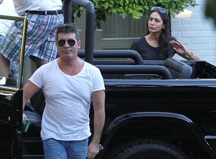 Simon và Lauren chuyển nhà vào cuối năm ngoái