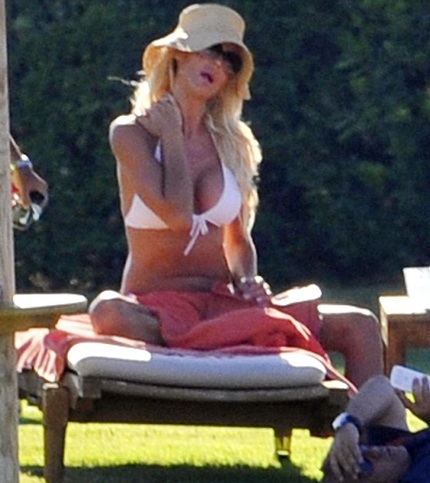 Siêu mẫu 38 tuổi hiện đang Porto Cervo,