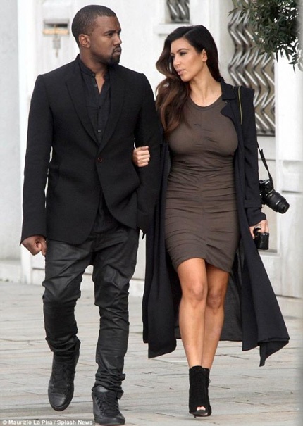 Vợ chồng Beyoncé giàu nhất giới giải trí - 5 Kim Kardishian và Kayne West kiếm được 30 triệu USD trong năm qua.
