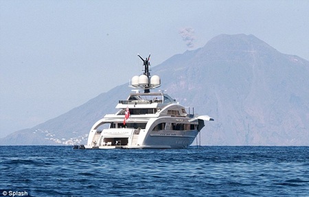 Chiếc du thuyền mà Beyonce đi nghỉ cùng người thân và bạn bè