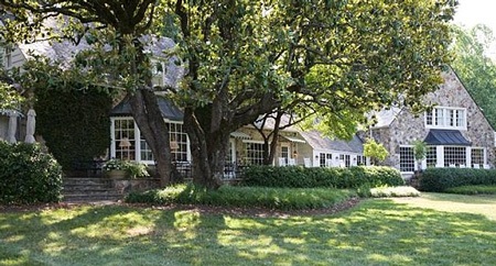 Bàn tiệc cưới của Kelly