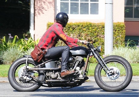 Cả nhà đam mê thể thao không quên theo dõi những diễn biến gay cấn dưới sân