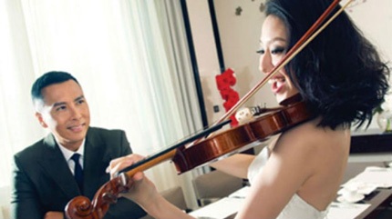 Chân Tử Đơn bị chỉ trích bội bạc với vợ cũ - 4 Chân Tử Đơn vừa kỷ niệm 10 năm ngày cưới với vợ hai.
