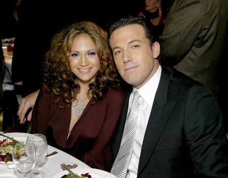 Những khoảnh khắc đáng nhớ trong đời Jennifer Lopez (phần 1) - 11 Ngôi sao xinh đẹp sánh đôi trong bộ phim