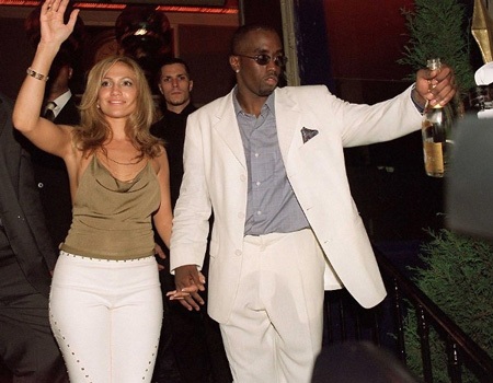 Những khoảnh khắc đáng nhớ trong đời Jennifer Lopez (phần 1) - 5 Ngôi sao xinh đẹp sánh đôi trong bộ phim