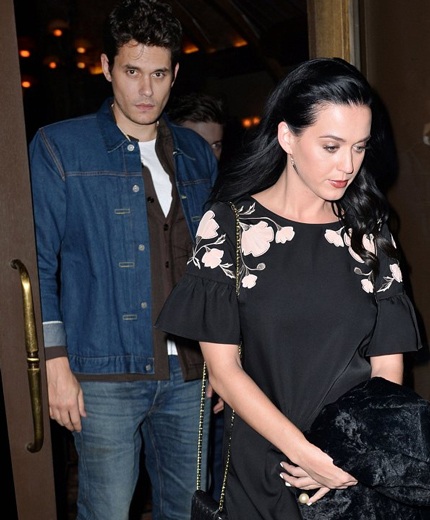 Katy Perry ngưỡng mộ trí tuệ của John Mayer - 3 Cặp đôi này đã chia tay 2 lần nhưng rồi lại tái hợp