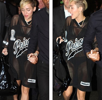 Miley Cyrus mặc “thoáng” vì…muốn được mọi người nhớ đến - 5 Trang phục biểu diễn mới nhất của Miley, tối 6/10