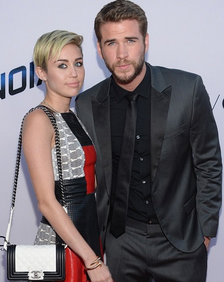 Miley Cyrus dứt tình với bạn trai cũ - 1 Miley Cyrus và tình cũ Liam Hemsworth