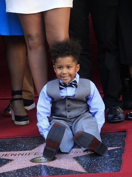 Jennifer Hudson bật khóc vì được gắn sao trên Đại lộ danh vọng