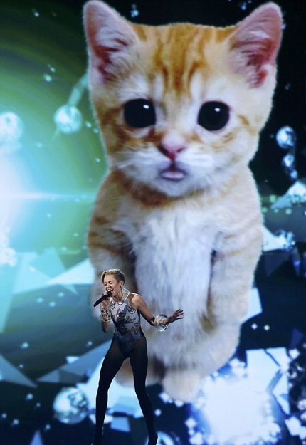 Miley Cyrus được chọn là người kết thúc lễ trao giải AMAs năm 2013 với ca khúc