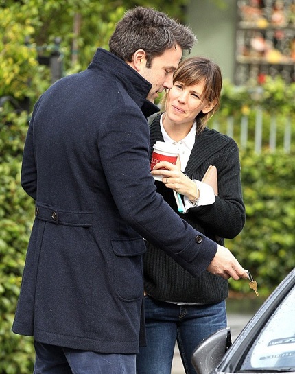 Hạnh phúc đáng ngưỡng mộ của cặp đôi vàng Hollywood