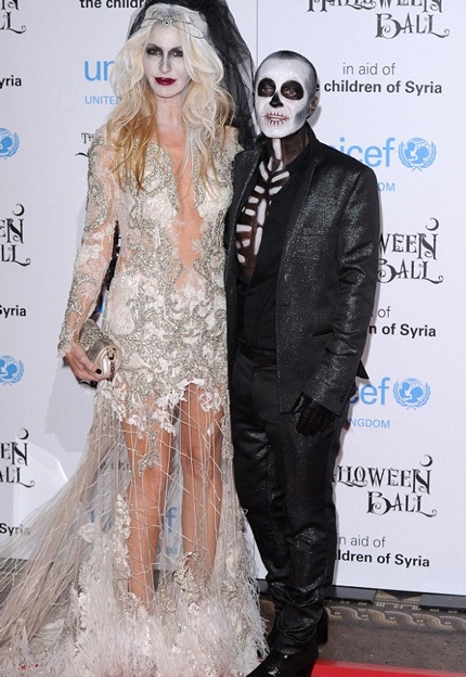 Julien Macdonald hóa thân thành thây ma.