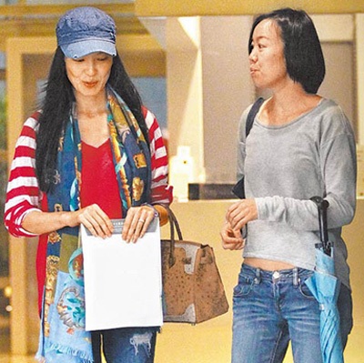 “Thiên thần” Lâm Hy Lôi mang bầu lần hai - 1 Lâm Hy Lôi đang mang bầu bé thứ hai