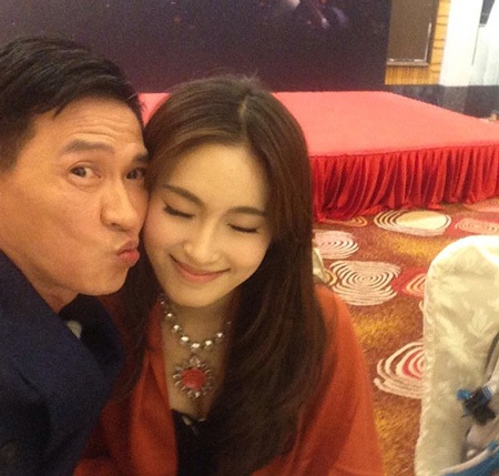 Hậu scandal, Nong Poy vẫn thân mật với Trương Gia Huy