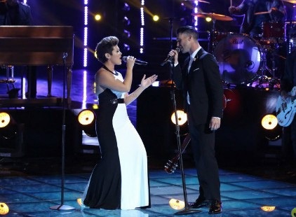 Adam Levine hạnh phúc vì chiến thắng của học trò tại The Voice Mỹ - 3 Tessanne Chin song ca cùng huấn luyện viên Adam Levine