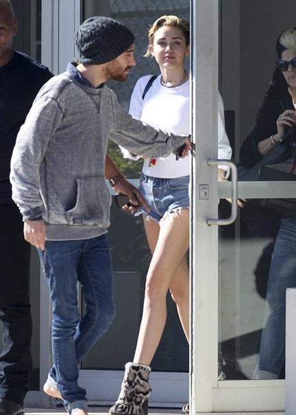 Kellan Lutz, 28 tuổi, là diễn viên và từng đảm nhiệm vai Emmett Cullen trong bộ phim