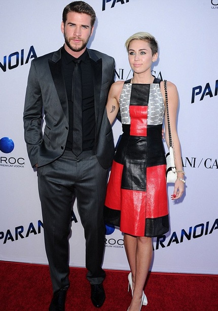 Miley và bạn trai cũ, Liam Hemsworth vừa tuyên bố chia tay hồi tháng 9 vừa rồi