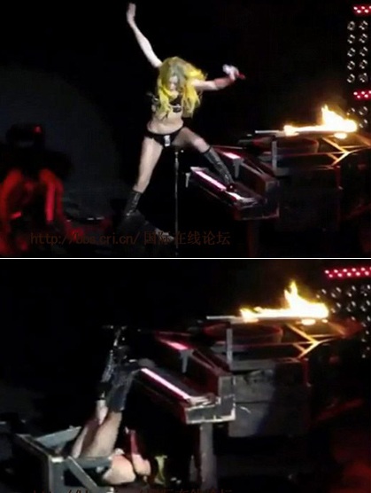 Sự cố khó quên trong sự nghiệp ca hát của Lady Gaga