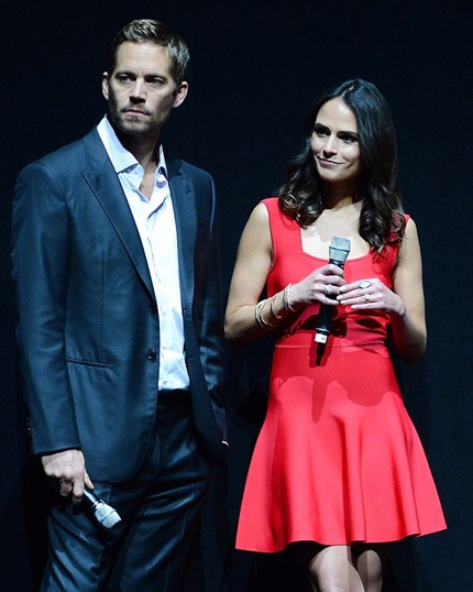 Paul và bạn diễn Jordana Brewster đã có những cảnh diễn ngọt ngào trong bộ phim