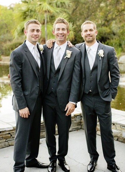 Những hình ảnh đẹp của Paul Walker khi làm phù rể cho em trai.