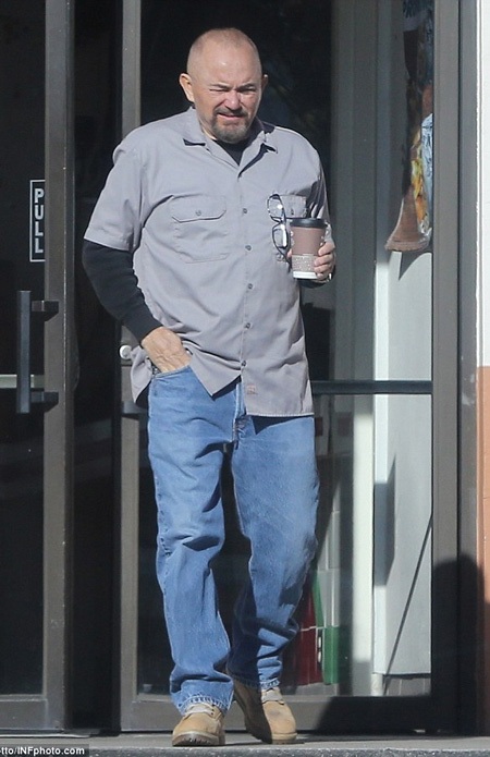 Cha ruột của Paul Walker cùng người nhà đang cùng nỗ lực vượt qua giai đoạn khó khăn.