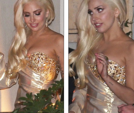 Lady Gaga cũng trở nên dịu dàng hơn thường lệ, cô vui vẻ trò chuyện với mọi người...