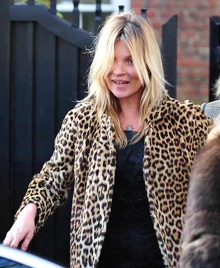 Người mẫu hàng đầu Anh quốc vẫn có sức hút mạnh mẽ với người hâm mộ và báo giới