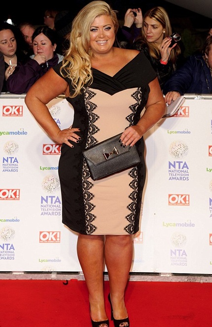 Gemma tự tin tạo dáng trên thảm đỏ khi được mời tham dự một sự kiện ở London, đầu năm 2014.