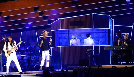 Daft Punk còn được trao giải Album nhạc dance/điện tử dành cho album