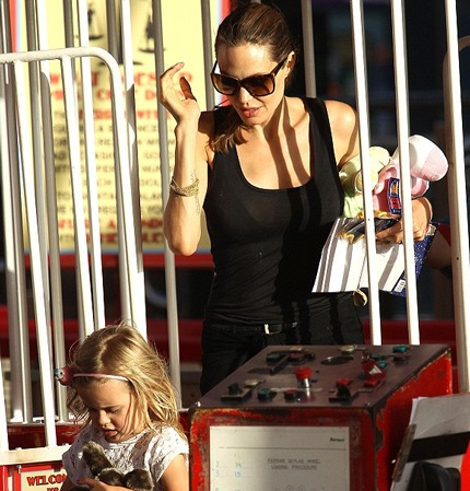 Huấn luyện viên cơ bắp của Angelina Jolie - 2 Huấn luyện viên cơ bắp của Angelina Jolie