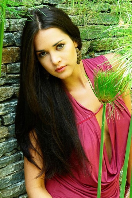 Hoa hậu Monica hạnh phúc bên con gái Maya