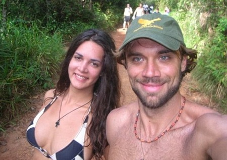 Cựu hoa hậu Venezuela - Monica Spear và doanh nhân Thomas Henry Berry &dstrok;ã bị bắn chết trong vụ cướp.