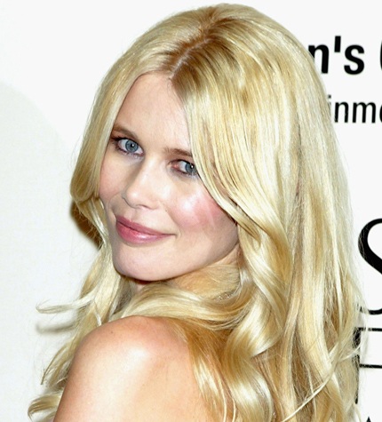 Claudia Schiffer từ chối lời mời ăn tối giá 1 triệu bảng Anh - 7 Hình ảnh đẹp của một trong những siêu mẫu hàng đầu thế giới -
