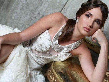 Nữ hoàng du lịch Venezuela bị bắn chết - 6 Sự ra đi đột ngột của hoa hậu 22 tuổi Genesis Carmon đang khiến cộng đồng mạng xôn xao.