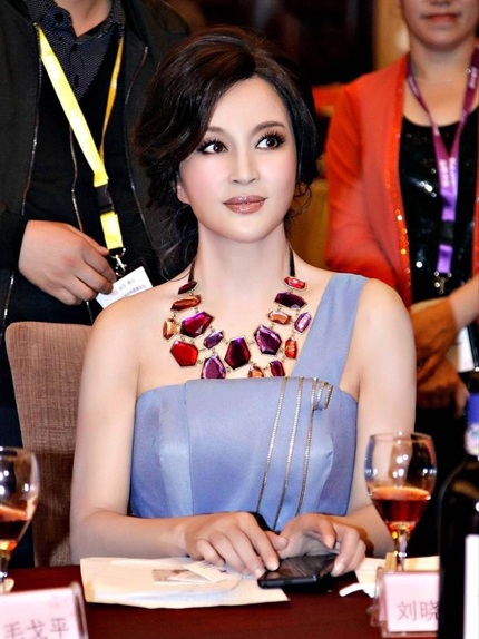 Ngôi sao nổi tiếng cho biết, trong khái niệm của bà không tồn tại từ già.